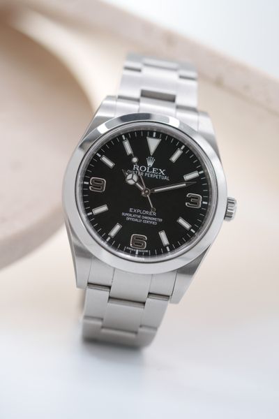 Rolex Explorer 214270